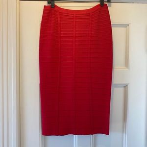 Sz L, Herve Leger skirt, crimson, like new